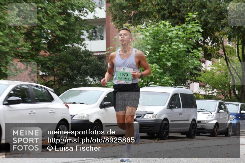 21.09.2025 - PSD Bank Halbmarathon Luisa Fischer http://msf.ph/oto/8925865 21.09.2025 11:26:07 Laufen 1973, 3418 meine-sportfotos.de