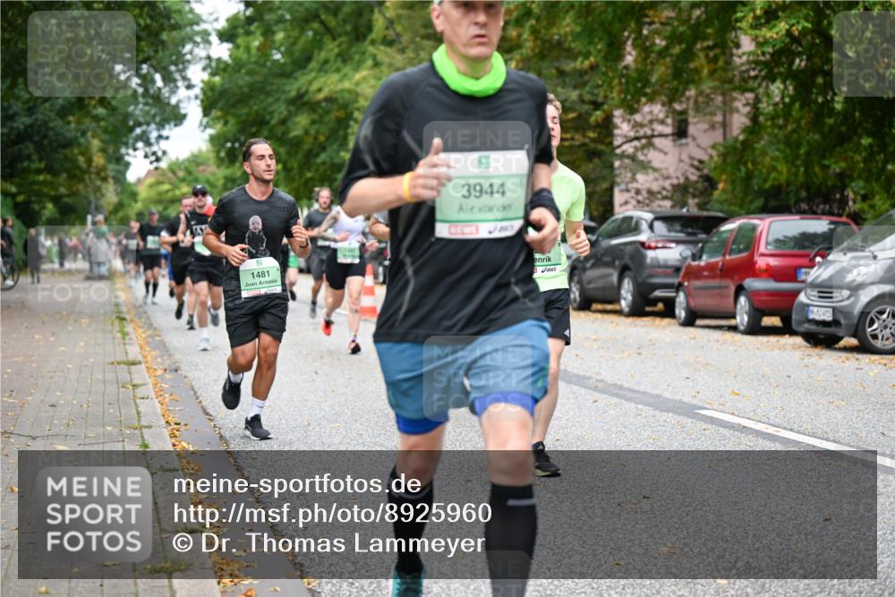 21.09.2025 - PSD Bank Halbmarathon Dr. Thomas Lammeyer http://msf.ph/oto/8925960 21.09.2025 10:45:10 Laufen 1481, 3944 meine-sportfotos.de