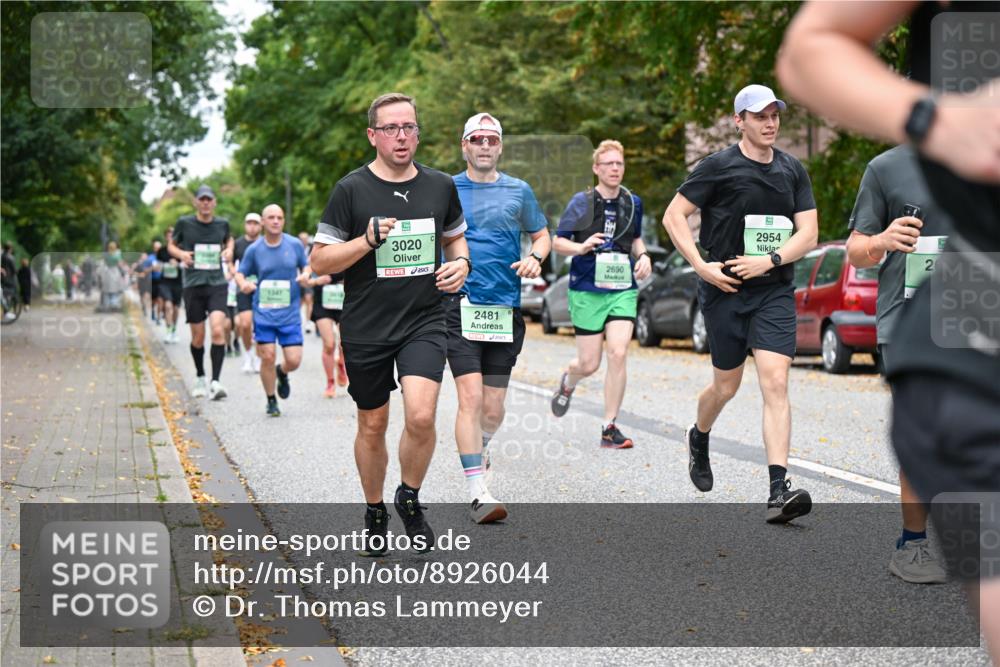 21.09.2025 - PSD Bank Halbmarathon Dr. Thomas Lammeyer http://msf.ph/oto/8926044 21.09.2025 10:45:15 Laufen 1547, 3020, 2481, 2690, 2954, 20 meine-sportfotos.de