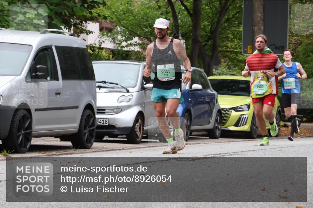 21.09.2025 - PSD Bank Halbmarathon Luisa Fischer http://msf.ph/oto/8926054 21.09.2025 11:27:18 Laufen 3418, 2031, 2120, 2030 meine-sportfotos.de