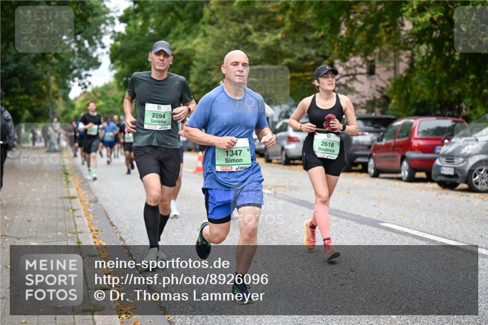 21.09.2025 - PSD Bank Halbmarathon Dr. Thomas Lammeyer http://msf.ph/oto/8926096 21.09.2025 10:45:19 Laufen 2594, 1347, 2618 meine-sportfotos.de