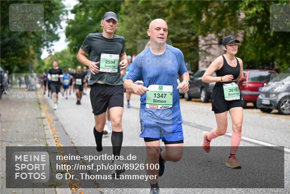 21.09.2025 - PSD Bank Halbmarathon Dr. Thomas Lammeyer http://msf.ph/oto/8926100 21.09.2025 10:45:19 Laufen 2594, 1347, 2618 meine-sportfotos.de
