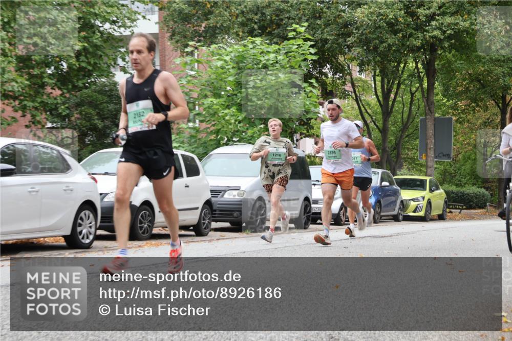21.09.2025 - PSD Bank Halbmarathon Luisa Fischer http://msf.ph/oto/8926186 21.09.2025 11:27:57 Laufen 2132, 2226, 1216, 3418, 017, 3235 meine-sportfotos.de