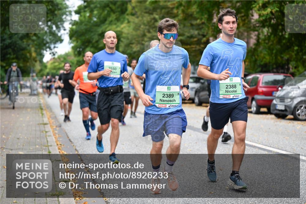 21.09.2025 - PSD Bank Halbmarathon Dr. Thomas Lammeyer http://msf.ph/oto/8926233 21.09.2025 10:45:29 Laufen 2550, 2389, 2388 meine-sportfotos.de