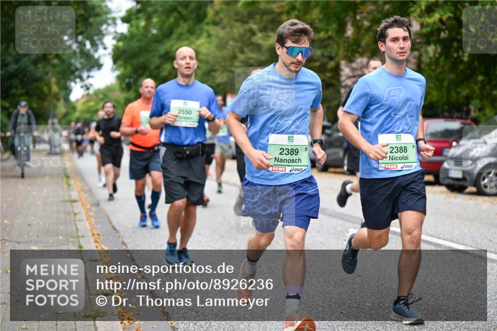 21.09.2025 - PSD Bank Halbmarathon Dr. Thomas Lammeyer http://msf.ph/oto/8926236 21.09.2025 10:45:29 Laufen 2550, 2389, 2388 meine-sportfotos.de