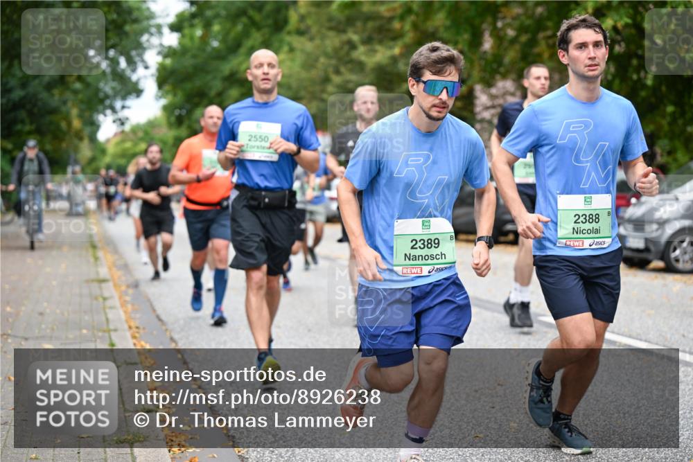 21.09.2025 - PSD Bank Halbmarathon Dr. Thomas Lammeyer http://msf.ph/oto/8926238 21.09.2025 10:45:29 Laufen 2550, 2389, 2388 meine-sportfotos.de