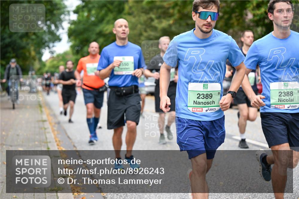 21.09.2025 - PSD Bank Halbmarathon Dr. Thomas Lammeyer http://msf.ph/oto/8926243 21.09.2025 10:45:29 Laufen 2389, 2388 meine-sportfotos.de
