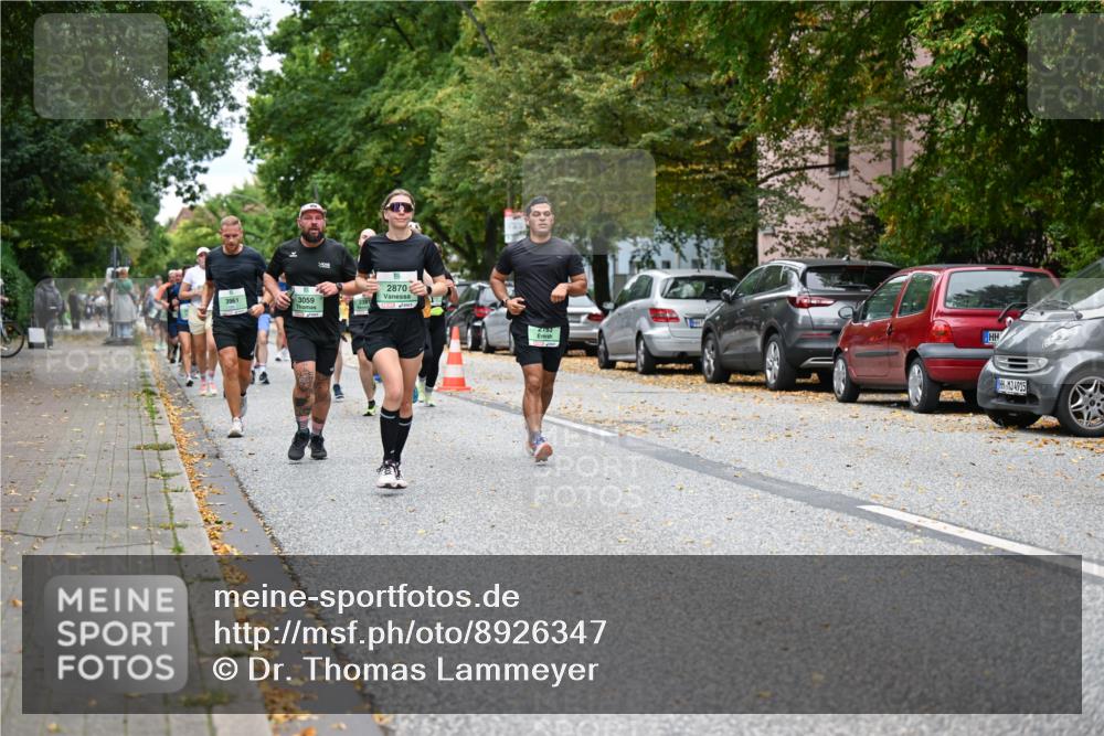 21.09.2025 - PSD Bank Halbmarathon Dr. Thomas Lammeyer http://msf.ph/oto/8926347 21.09.2025 10:45:41 Laufen 3961, 3059, 2870, 2763, 4915 meine-sportfotos.de