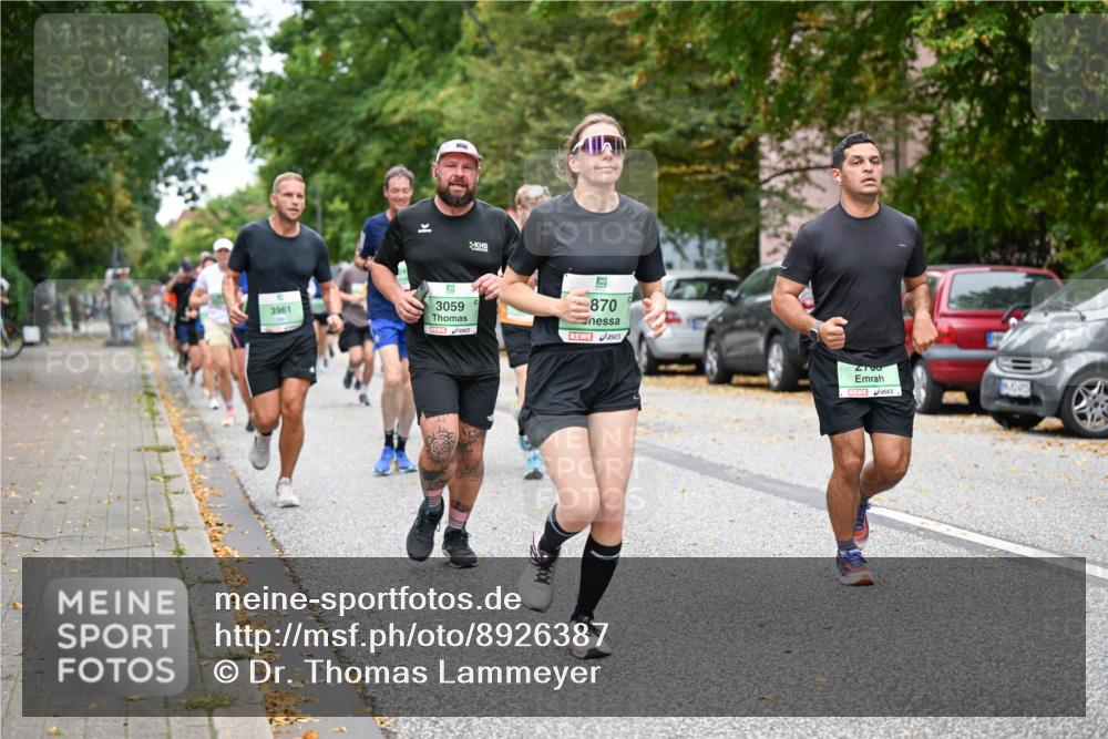 21.09.2025 - PSD Bank Halbmarathon Dr. Thomas Lammeyer http://msf.ph/oto/8926387 21.09.2025 10:45:43 Laufen 3961, 3059, 870, 2709 meine-sportfotos.de
