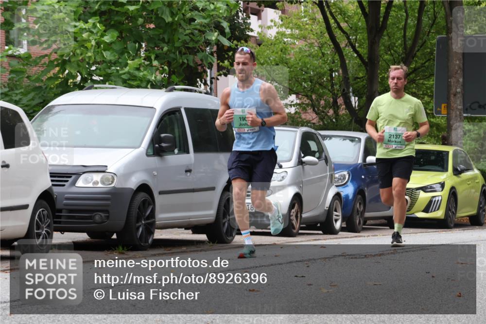 21.09.2025 - PSD Bank Halbmarathon Luisa Fischer http://msf.ph/oto/8926396 21.09.2025 11:29:02 Laufen 190, 18, 21371 meine-sportfotos.de