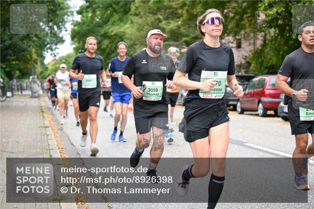 21.09.2025 - PSD Bank Halbmarathon Dr. Thomas Lammeyer http://msf.ph/oto/8926398 21.09.2025 10:45:44 Laufen 3961, 3059, 70, 0 meine-sportfotos.de