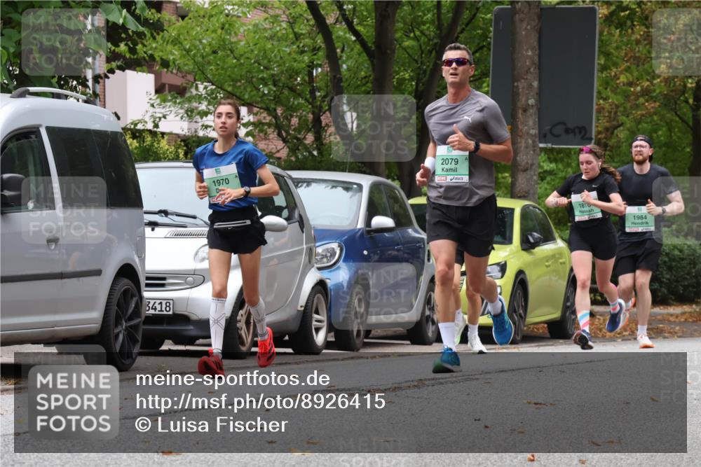 21.09.2025 - PSD Bank Halbmarathon Luisa Fischer http://msf.ph/oto/8926415 21.09.2025 11:29:08 Laufen 3418, 1970, 2079, 1810, 1984 meine-sportfotos.de