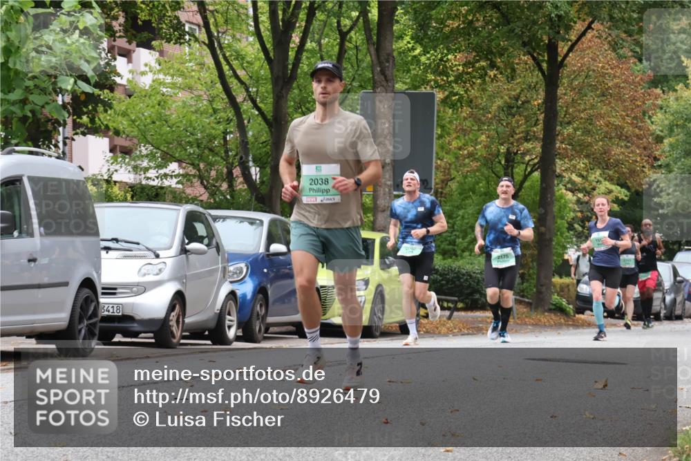 21.09.2025 - PSD Bank Halbmarathon Luisa Fischer http://msf.ph/oto/8926479 21.09.2025 11:29:27 Laufen 3418, 2038, 2062, 2175, 151 meine-sportfotos.de