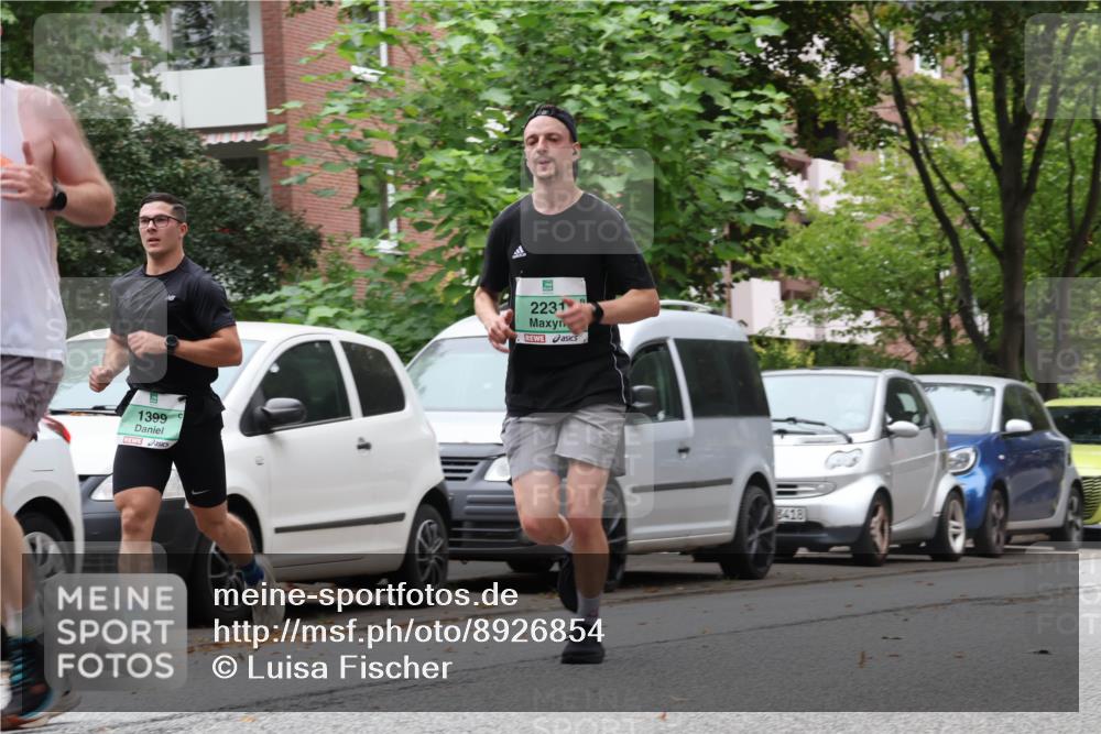 21.09.2025 - PSD Bank Halbmarathon Luisa Fischer http://msf.ph/oto/8926854 21.09.2025 11:31:23 Laufen 1399, 2231, 3418 meine-sportfotos.de