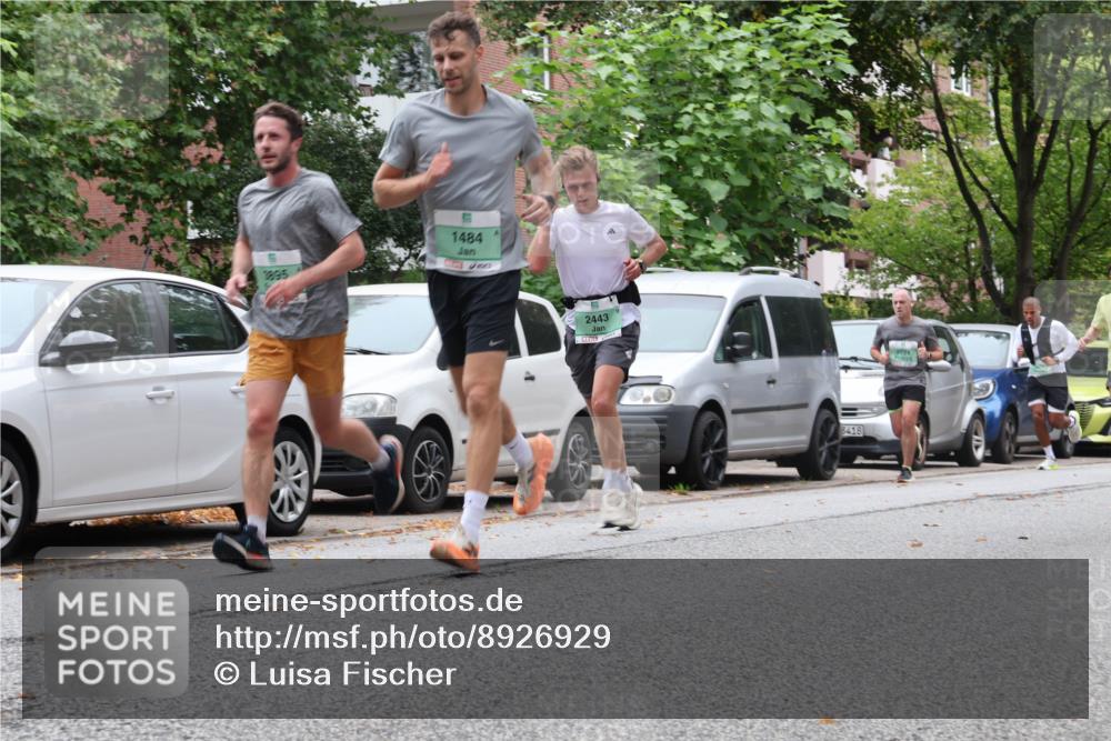 21.09.2025 - PSD Bank Halbmarathon Luisa Fischer http://msf.ph/oto/8926929 21.09.2025 11:31:48 Laufen 3895, 1484, 2443, 8418 meine-sportfotos.de