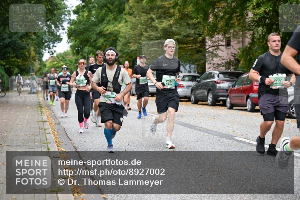 21.09.2025 - PSD Bank Halbmarathon Dr. Thomas Lammeyer http://msf.ph/oto/8927002 21.09.2025 10:46:24 Laufen 1075, 4022, 3467, 2554, 2792 meine-sportfotos.de