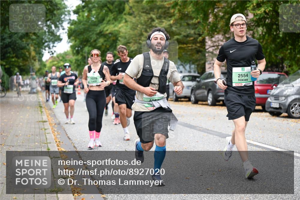 21.09.2025 - PSD Bank Halbmarathon Dr. Thomas Lammeyer http://msf.ph/oto/8927020 21.09.2025 10:46:25 Laufen 1075, 4022, 2554 meine-sportfotos.de