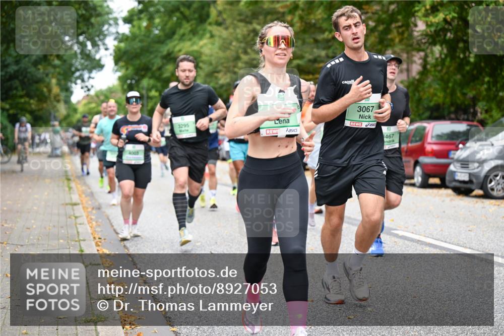 21.09.2025 - PSD Bank Halbmarathon Dr. Thomas Lammeyer http://msf.ph/oto/8927053 21.09.2025 10:46:27 Laufen 4003, 3295, 3067, 467 meine-sportfotos.de