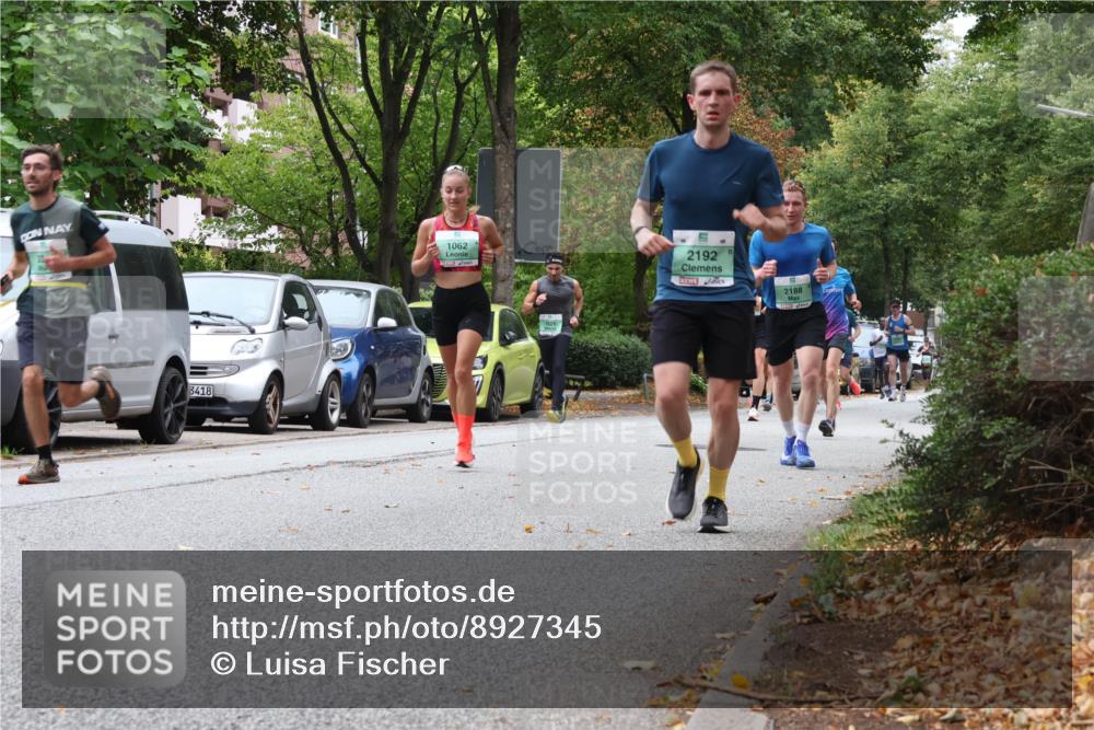 21.09.2025 - PSD Bank Halbmarathon Luisa Fischer http://msf.ph/oto/8927345 21.09.2025 11:34:09 Laufen 3418, 1062, 2192, 2188 meine-sportfotos.de