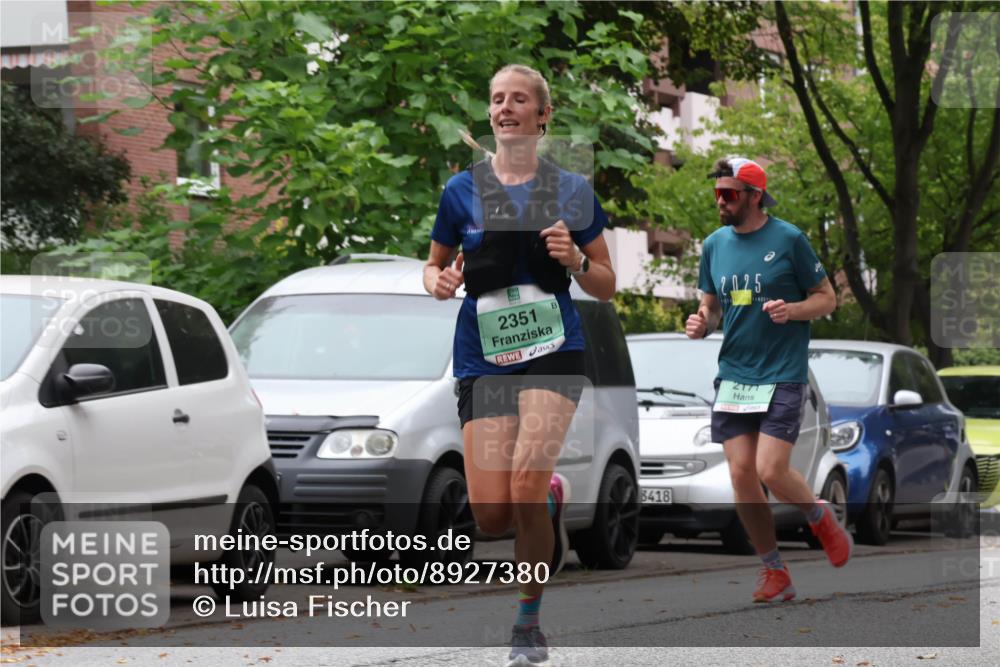 21.09.2025 - PSD Bank Halbmarathon Luisa Fischer http://msf.ph/oto/8927380 21.09.2025 11:34:17 Laufen 2351, 3418, 2, 025, 2171 meine-sportfotos.de