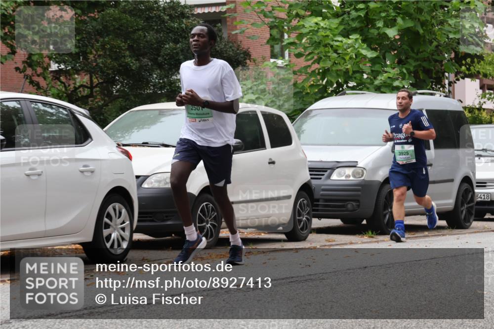 21.09.2025 - PSD Bank Halbmarathon Luisa Fischer http://msf.ph/oto/8927413 21.09.2025 11:34:25 Laufen 250, 3925, 3418 meine-sportfotos.de