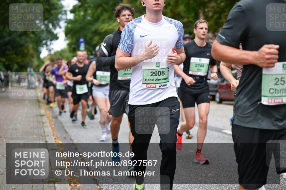 21.09.2025 - PSD Bank Halbmarathon Dr. Thomas Lammeyer http://msf.ph/oto/8927567 21.09.2025 10:47:02 Laufen 517, 2908, 2744, 25 meine-sportfotos.de