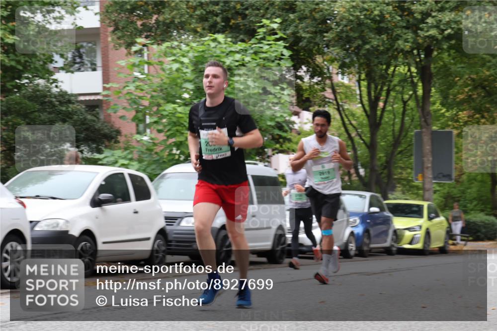 21.09.2025 - PSD Bank Halbmarathon Luisa Fischer http://msf.ph/oto/8927699 21.09.2025 11:36:03 Laufen 20, 2919 meine-sportfotos.de