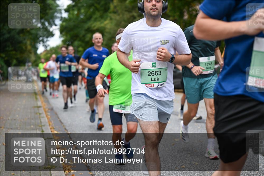 21.09.2025 - PSD Bank Halbmarathon Dr. Thomas Lammeyer http://msf.ph/oto/8927734 21.09.2025 10:47:14 Laufen 2663, 1745 meine-sportfotos.de