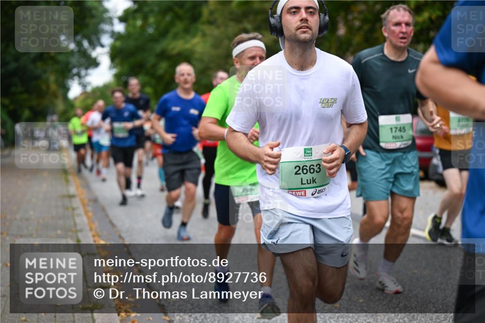 21.09.2025 - PSD Bank Halbmarathon Dr. Thomas Lammeyer http://msf.ph/oto/8927736 21.09.2025 10:47:14 Laufen 2663, 1745, 6774 meine-sportfotos.de