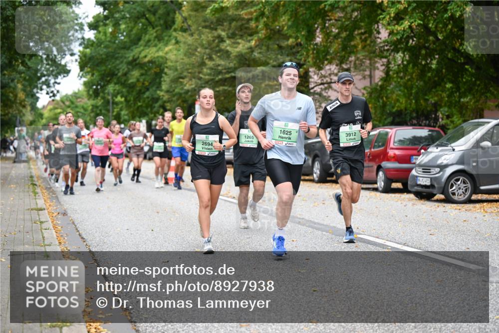 21.09.2025 - PSD Bank Halbmarathon Dr. Thomas Lammeyer http://msf.ph/oto/8927938 21.09.2025 10:47:28 Laufen 2694, 1625, 1265, 3912 meine-sportfotos.de