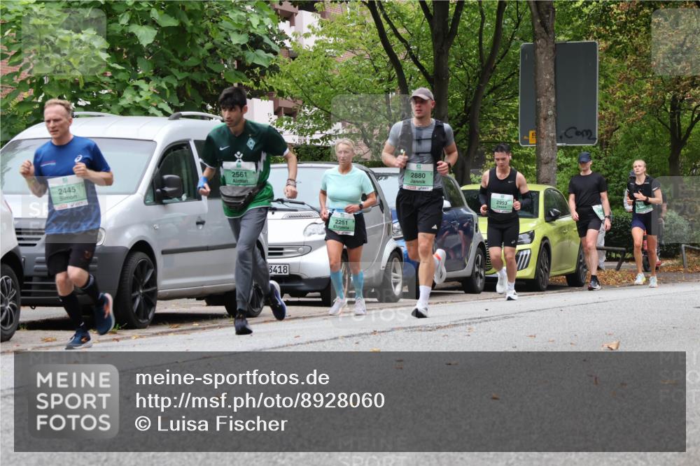 21.09.2025 - PSD Bank Halbmarathon Luisa Fischer http://msf.ph/oto/8928060 21.09.2025 11:37:52 Laufen 2561, 2445, 3418, 2251, 2880, 2993, 71 meine-sportfotos.de