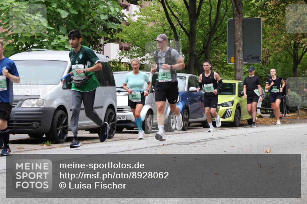 21.09.2025 - PSD Bank Halbmarathon Luisa Fischer http://msf.ph/oto/8928062 21.09.2025 11:37:52 Laufen 5, 3418, 2251, 2880, 2993 meine-sportfotos.de