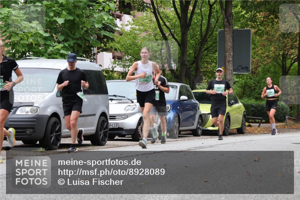 21.09.2025 - PSD Bank Halbmarathon Luisa Fischer http://msf.ph/oto/8928089 21.09.2025 11:37:58 Laufen 3418, 214, 2421 meine-sportfotos.de