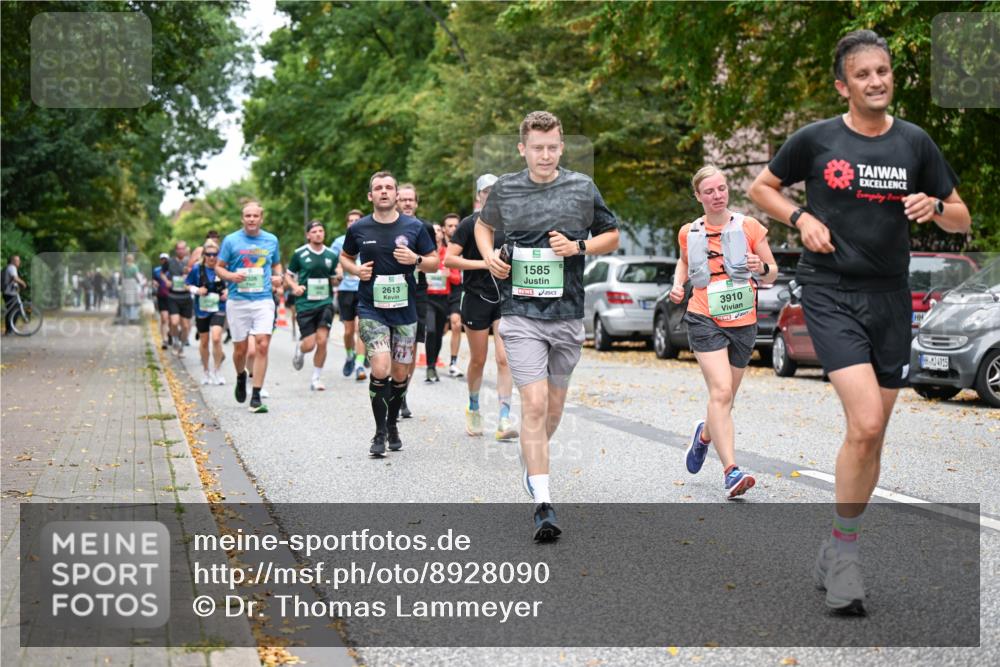 21.09.2025 - PSD Bank Halbmarathon Dr. Thomas Lammeyer http://msf.ph/oto/8928090 21.09.2025 10:47:41 Laufen 2613, 5, 1585, 3910, 4915 meine-sportfotos.de