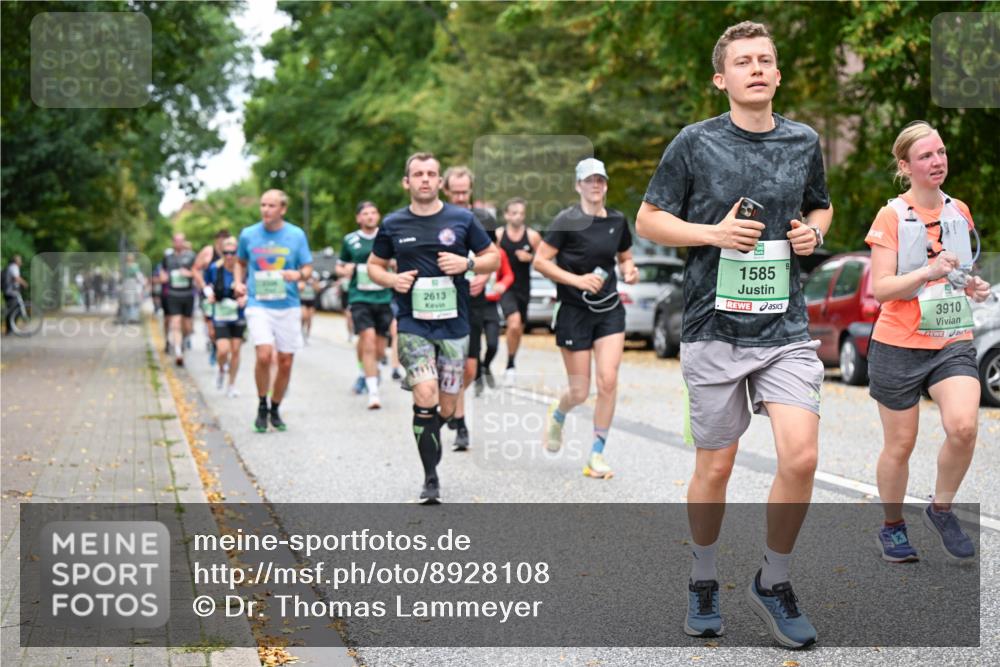 21.09.2025 - PSD Bank Halbmarathon Dr. Thomas Lammeyer http://msf.ph/oto/8928108 21.09.2025 10:47:42 Laufen 2613, 1585, 3910 meine-sportfotos.de