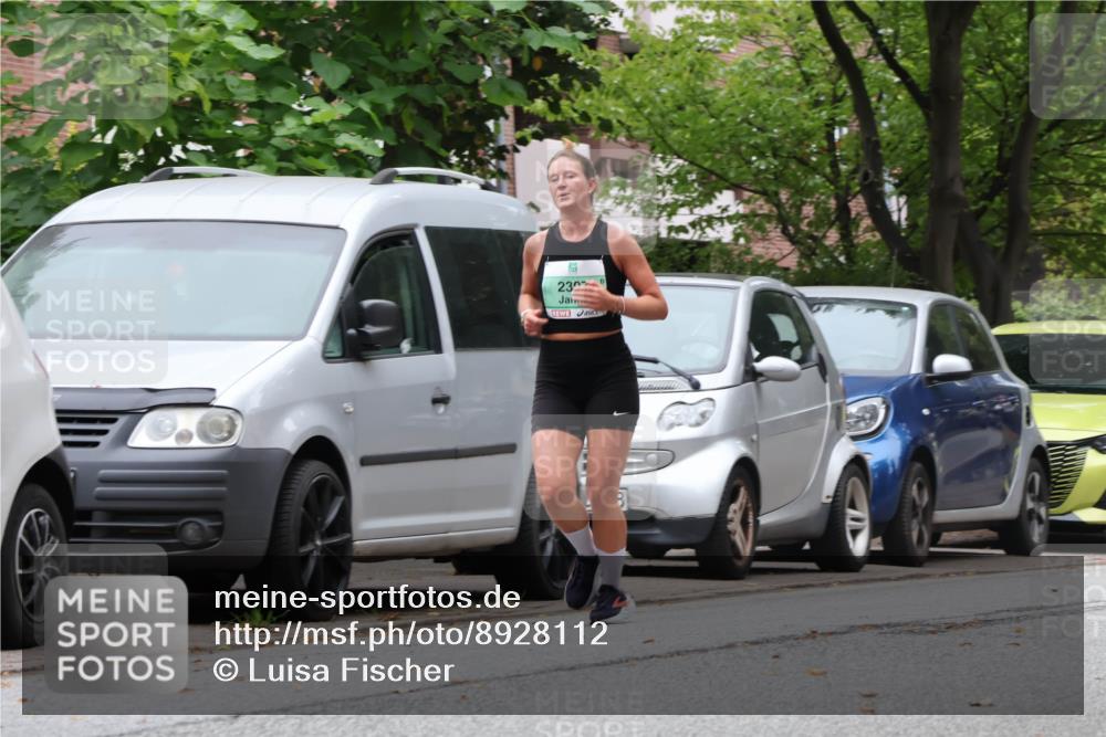 21.09.2025 - PSD Bank Halbmarathon Luisa Fischer http://msf.ph/oto/8928112 21.09.2025 11:38:02 Laufen 2 meine-sportfotos.de