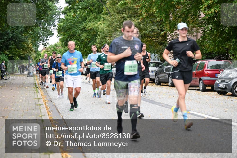 21.09.2025 - PSD Bank Halbmarathon Dr. Thomas Lammeyer http://msf.ph/oto/8928130 21.09.2025 10:47:43 Laufen 2593, 2326, 1696, 2613, 4915 meine-sportfotos.de