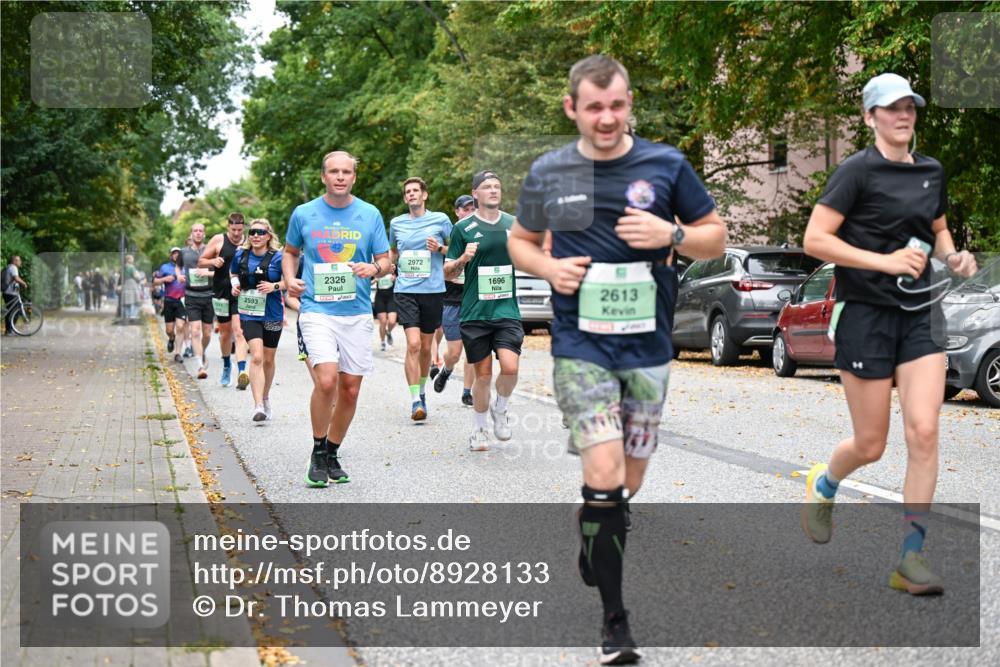 21.09.2025 - PSD Bank Halbmarathon Dr. Thomas Lammeyer http://msf.ph/oto/8928133 21.09.2025 10:47:43 Laufen 2972, 2593, 2326, 1696, 2613 meine-sportfotos.de