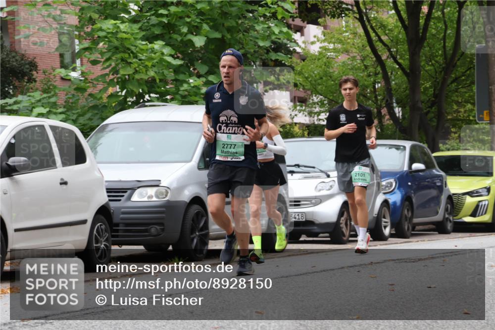 21.09.2025 - PSD Bank Halbmarathon Luisa Fischer http://msf.ph/oto/8928150 21.09.2025 11:38:12 Laufen 2777, 8418, 2101 meine-sportfotos.de
