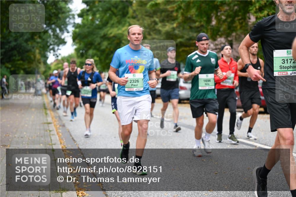 21.09.2025 - PSD Bank Halbmarathon Dr. Thomas Lammeyer http://msf.ph/oto/8928151 21.09.2025 10:47:45 Laufen 2326, 1696, 3172 meine-sportfotos.de