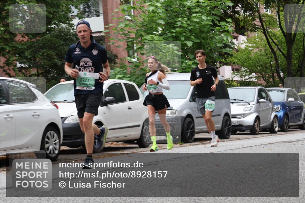 21.09.2025 - PSD Bank Halbmarathon Luisa Fischer http://msf.ph/oto/8928157 21.09.2025 11:38:13 Laufen 2777, 2101, 3418 meine-sportfotos.de