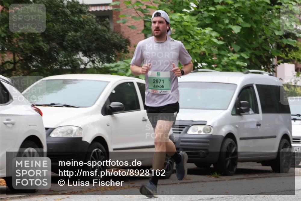 21.09.2025 - PSD Bank Halbmarathon Luisa Fischer http://msf.ph/oto/8928162 21.09.2025 11:38:17 Laufen 2971, 8418 meine-sportfotos.de