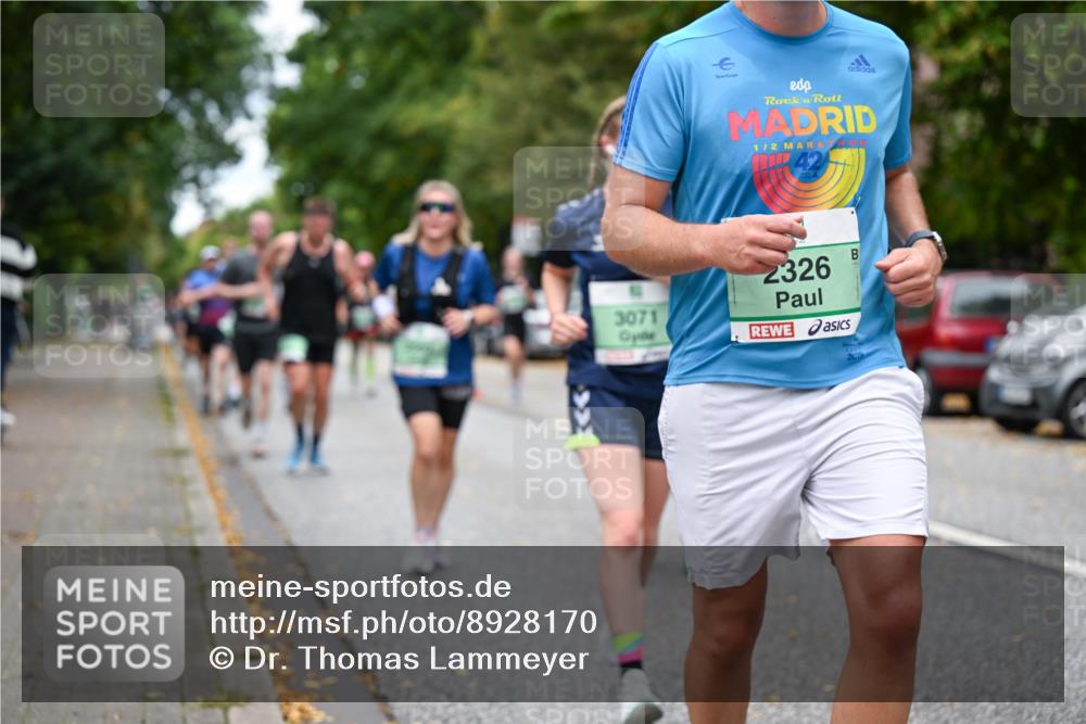 21.09.2025 - PSD Bank Halbmarathon Dr. Thomas Lammeyer http://msf.ph/oto/8928170 21.09.2025 10:47:46 Laufen 1, 2, 2326, 3071 meine-sportfotos.de