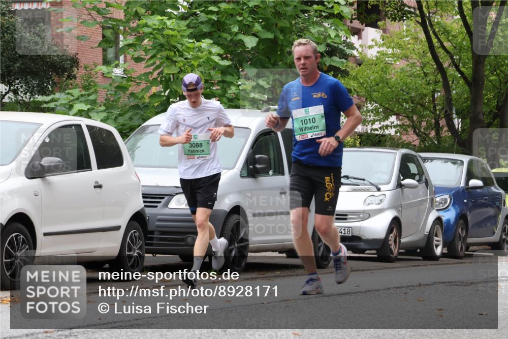 21.09.2025 - PSD Bank Halbmarathon Luisa Fischer http://msf.ph/oto/8928171 21.09.2025 11:38:19 Laufen 3088, 1010, 418 meine-sportfotos.de