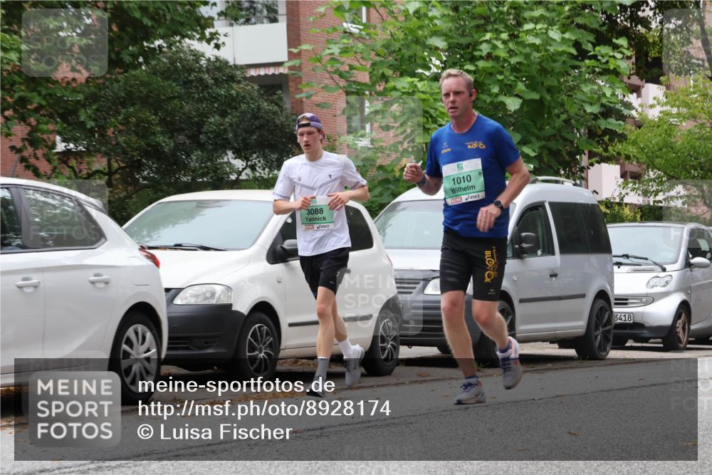 21.09.2025 - PSD Bank Halbmarathon Luisa Fischer http://msf.ph/oto/8928174 21.09.2025 11:38:20 Laufen 3088, 1010, 3418 meine-sportfotos.de