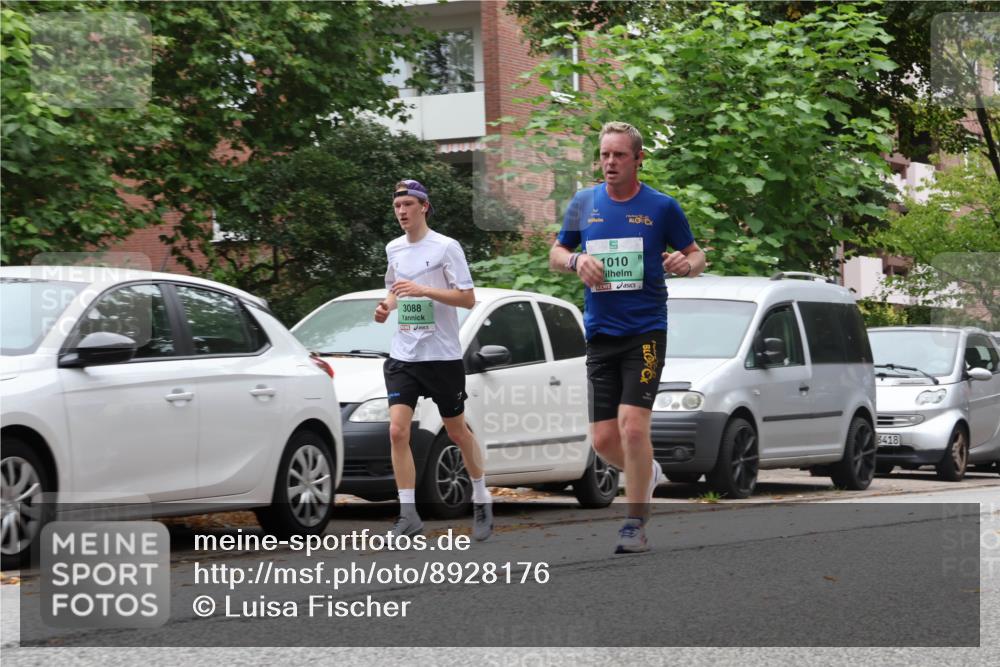21.09.2025 - PSD Bank Halbmarathon Luisa Fischer http://msf.ph/oto/8928176 21.09.2025 11:38:20 Laufen 3088, 1010, 3418 meine-sportfotos.de