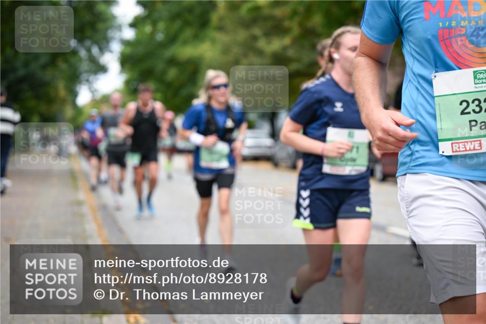 21.09.2025 - PSD Bank Halbmarathon Dr. Thomas Lammeyer http://msf.ph/oto/8928178 21.09.2025 10:47:46 Laufen 1, 2, 42, 232 meine-sportfotos.de