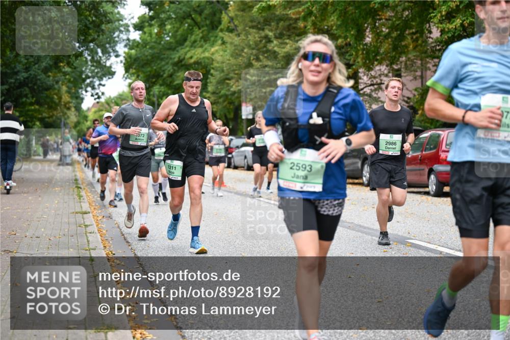21.09.2025 - PSD Bank Halbmarathon Dr. Thomas Lammeyer http://msf.ph/oto/8928192 21.09.2025 10:47:47 Laufen 072, 1211, 2593, 2986, 97 meine-sportfotos.de