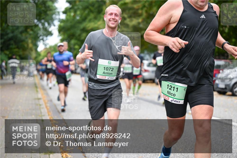 21.09.2025 - PSD Bank Halbmarathon Dr. Thomas Lammeyer http://msf.ph/oto/8928242 21.09.2025 10:47:50 Laufen 1072, 1211 meine-sportfotos.de