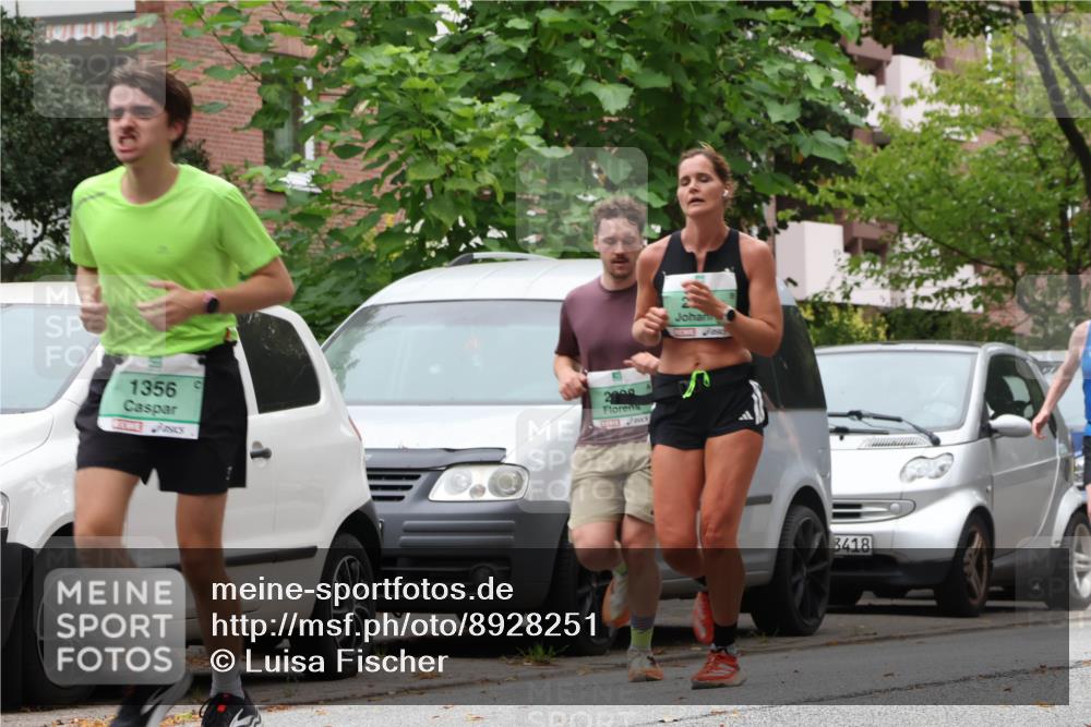 21.09.2025 - PSD Bank Halbmarathon Luisa Fischer http://msf.ph/oto/8928251 21.09.2025 11:38:33 Laufen 1356, 28, 3418 meine-sportfotos.de